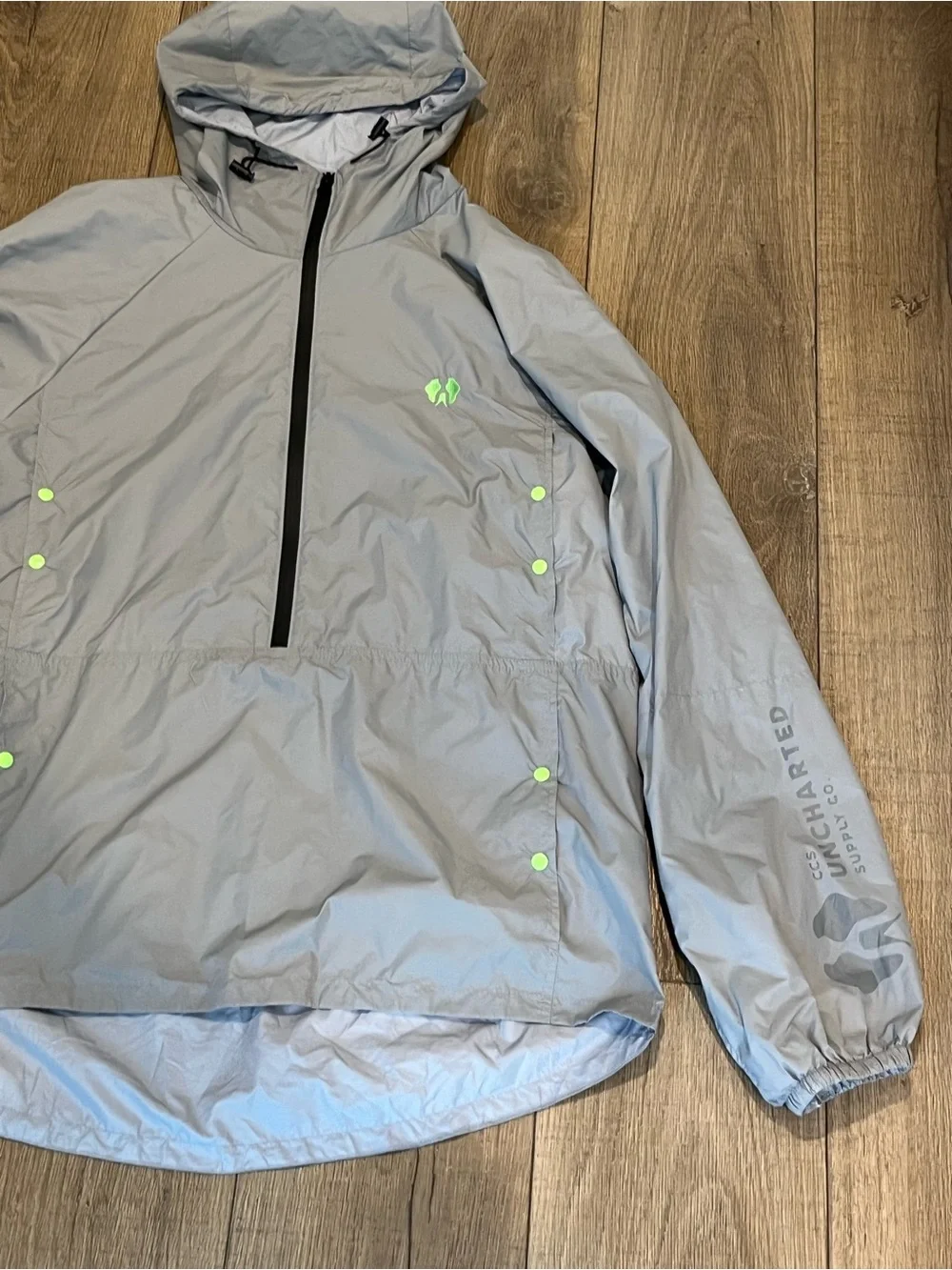 Uncharted Supply Co. Survival Windbreaker Coat Men’s Medium Packable